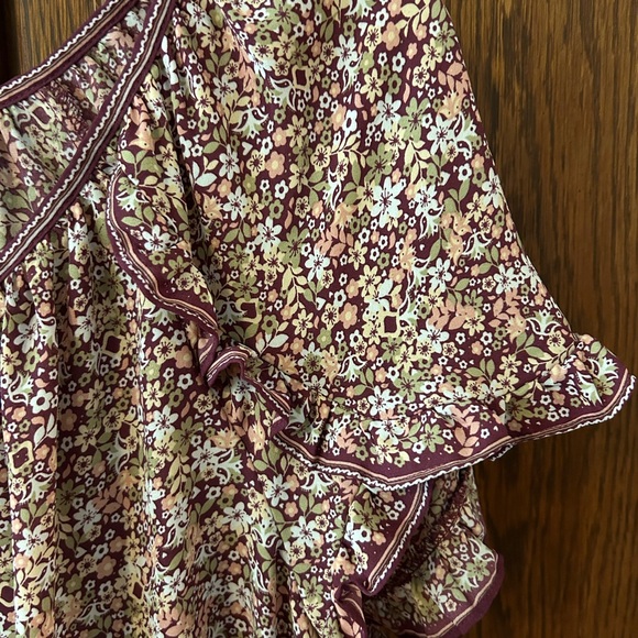 Max Studio Women’s shirt, floral multi with ruffle sleeves and tie neck, 1X - Picture 6 of 6